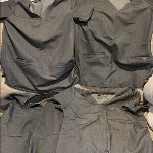 Figs Women's Gray V-Neck Scrub Tops - Set of 4